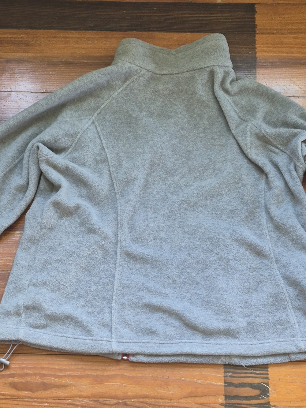 Columbia Women's Gray Fleece Jacket with Pink Zipper- 2X - Picture 6 of 6